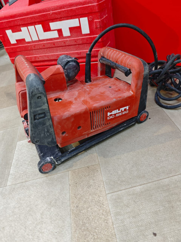 Штроборез Hilti DC-SE20