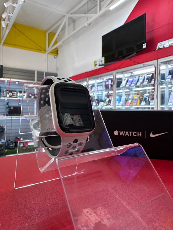 Часы наручные Apple Nike Series 7 45 mm