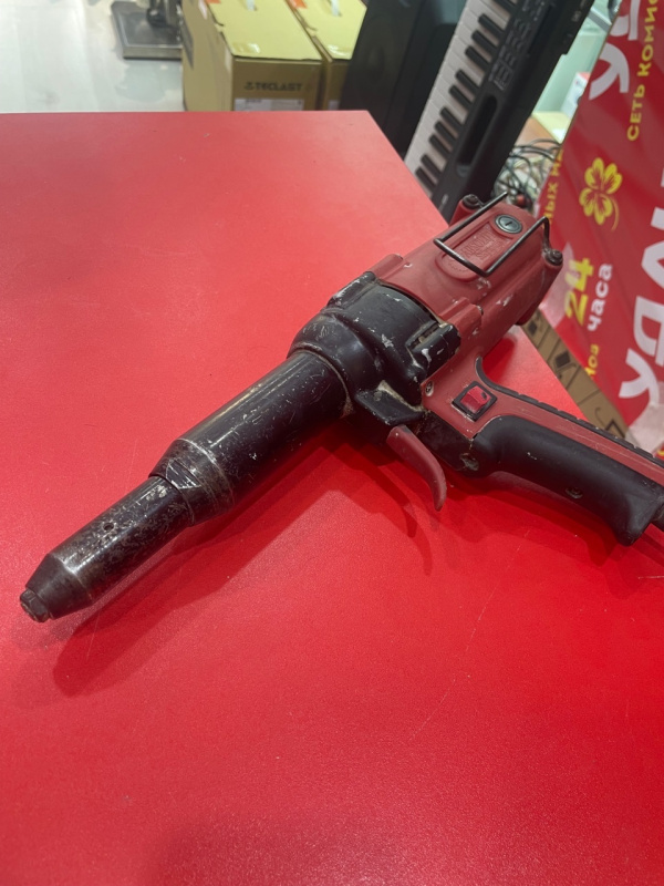 Заклепочник Skytools SK1008