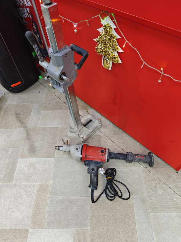 Установка алмазного бурения KEN 6110B со станиной для дрели