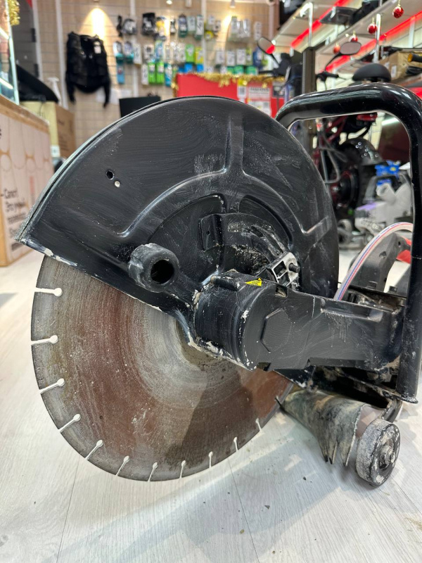 Штроборез  BASILA DC 425