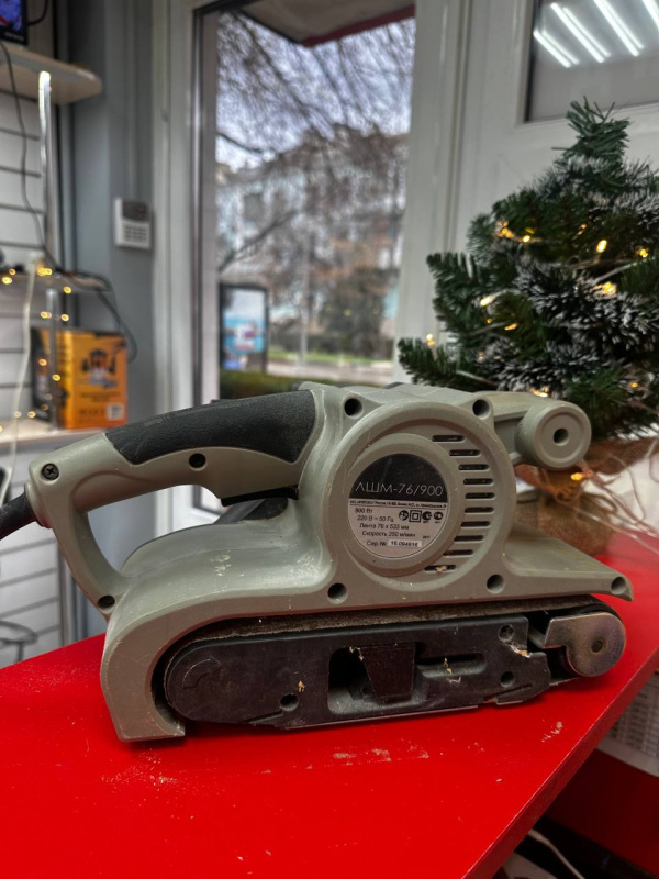 Шлифмашинка Интерскол лшм-76/900