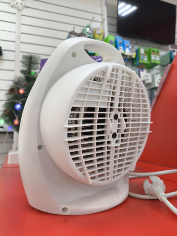 Тепловентилятор   Vail VL-3102