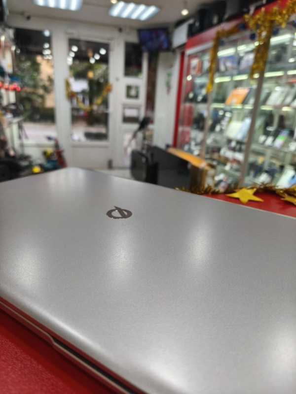 Ноутбук  QQO INTEL PENTIUM N3700 2TB