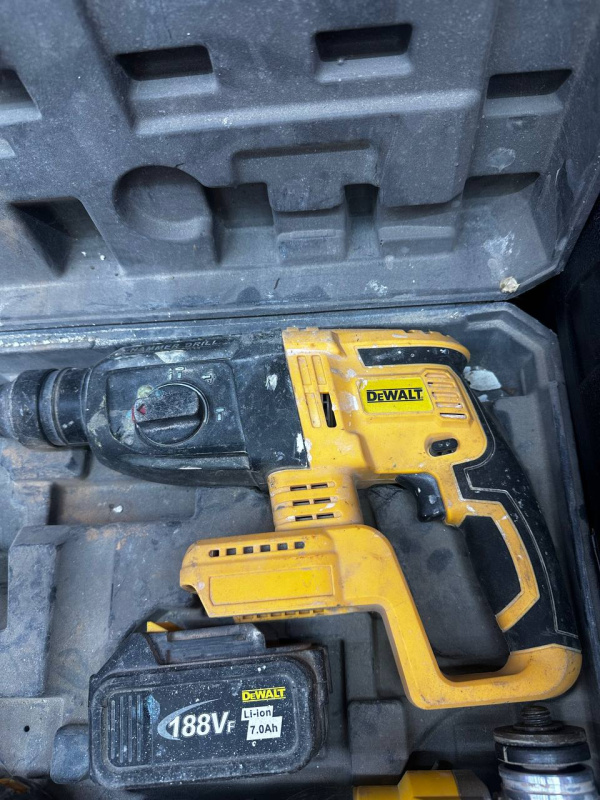 Набор электроинструмента Dewalt 4в1
