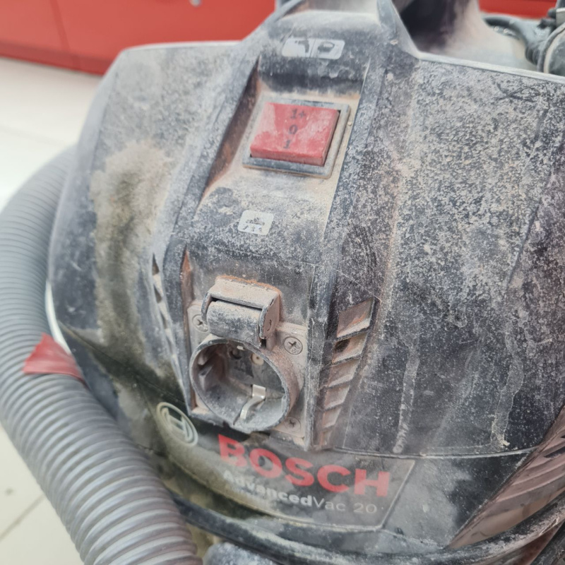 Пылесос Bosch 1