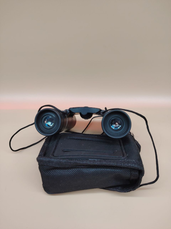 Бинокль  200х25