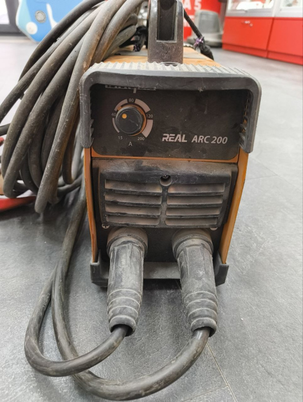 Сварочный аппарат - инвертор ММА Сварог ARC 200 REAL Z238N