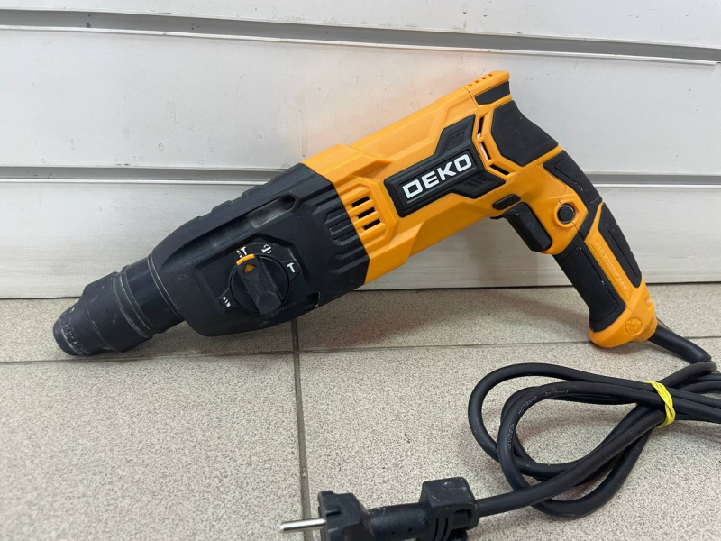 Перфоратор Deko ZKH950