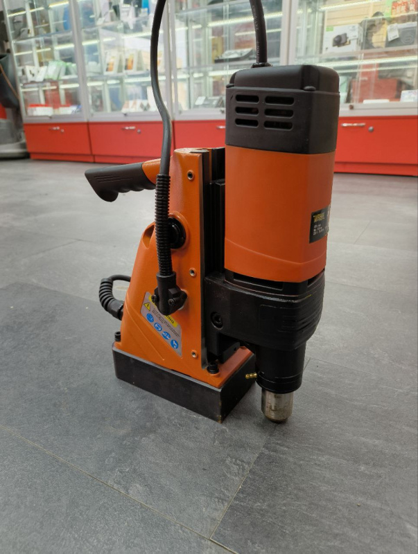 Токарный станок Messer DX-35