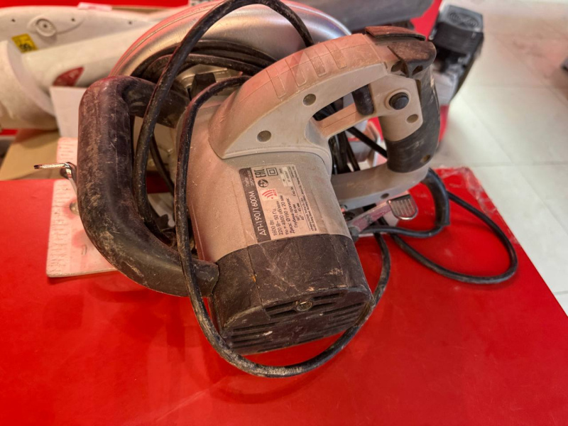 Циркулярная пила Интерскол 190