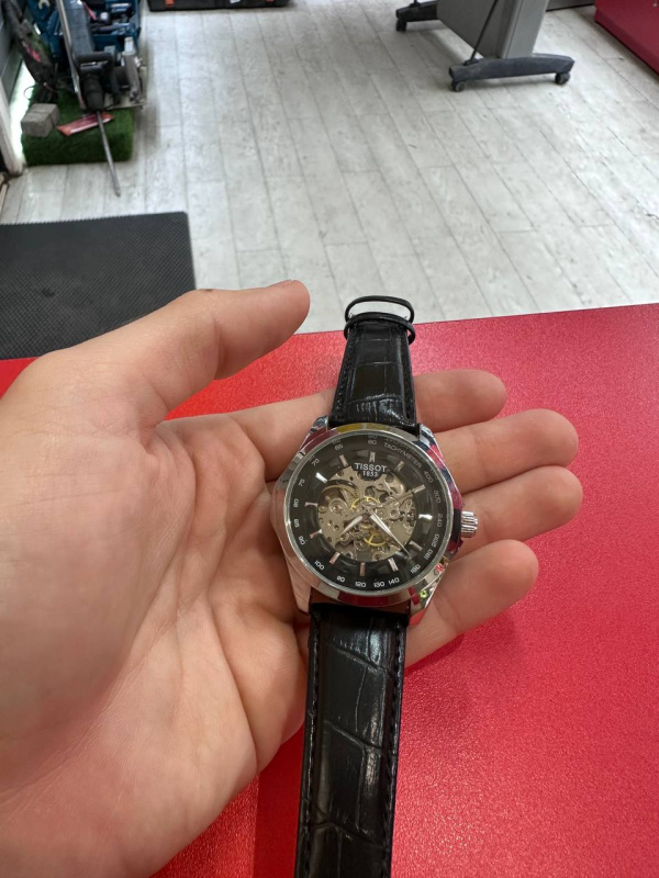 Часы наручные Tissot 1853