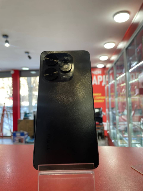 Мобильный телефон Tecno Spark Go 2024
