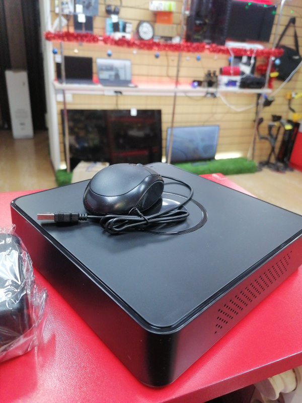 Видеорегистратор El Tempo EL RA-241E гибридный 4 канала AHD 2 Mpix регистрат