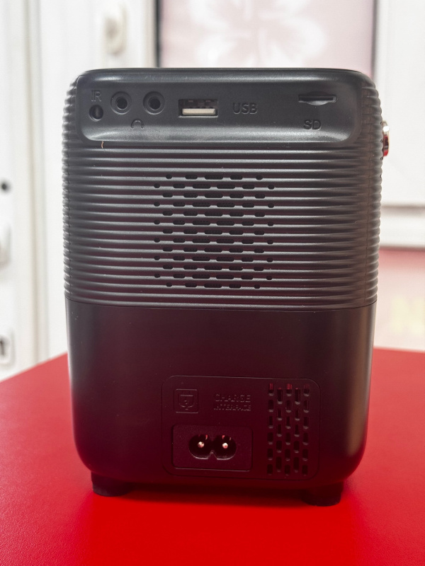 Проектор Umiio A008