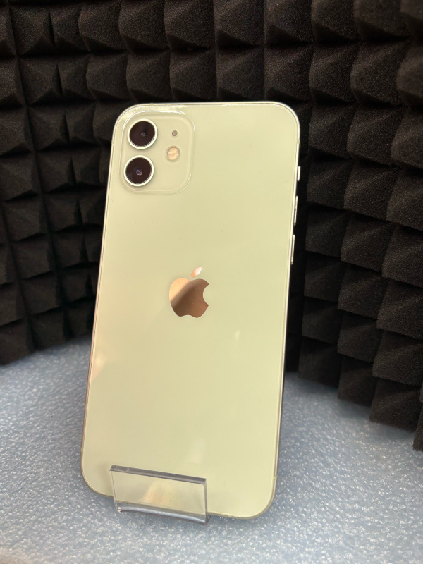 Мобильный телефон Apple iPhone 12