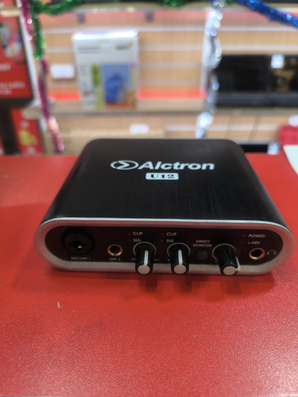 Усилитель  alctron u12