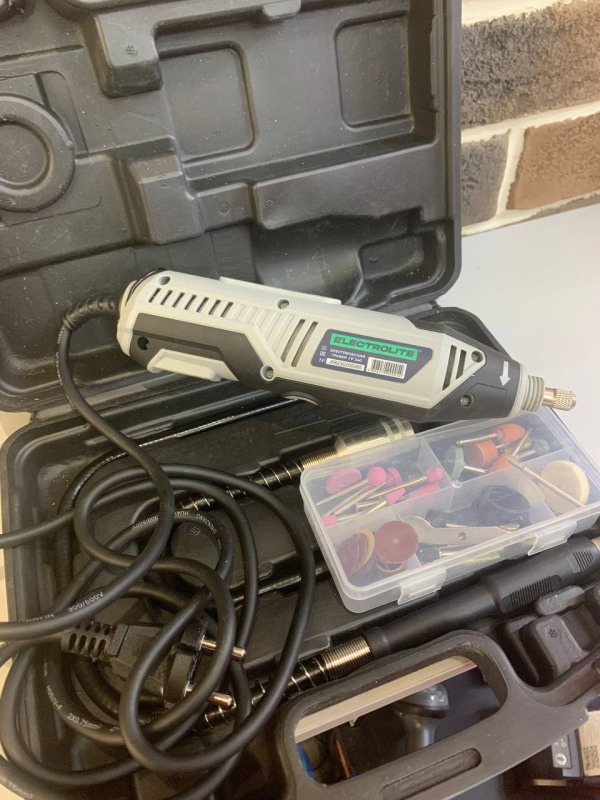 Шлифмашинка Electrolite ГР 240