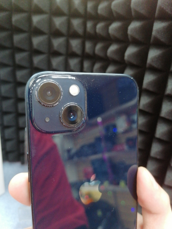 Мобильный телефон Apple iPhone 13