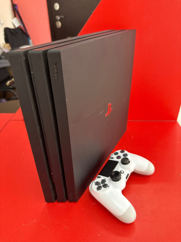 Игровая приставка PlayStation PS4 PRO 1tb