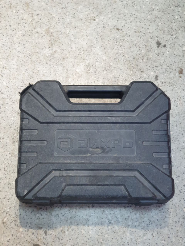 Шуруповерт ВИХРЬ ДА-18Л-2К