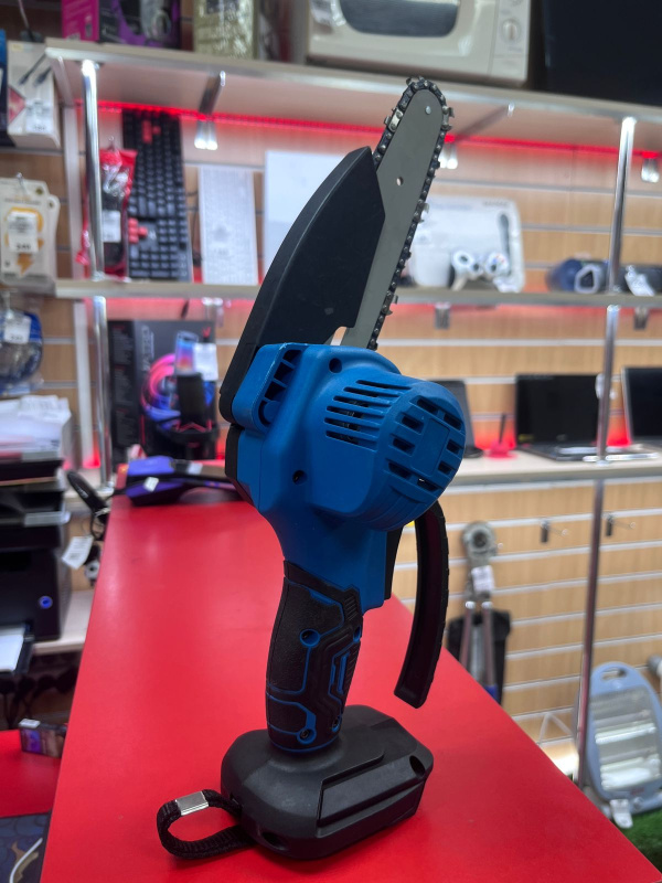 Цепная пила Makita 240 mm