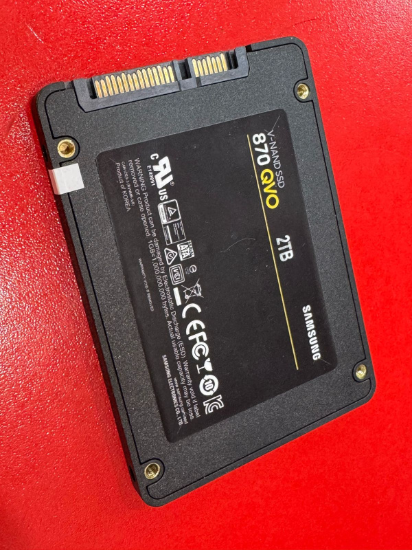 Жесткий диск qvo870 Samsung SV4012H