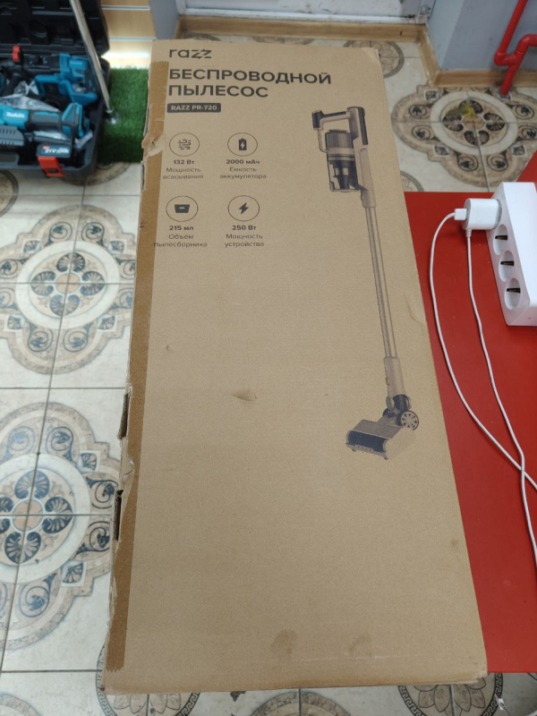 Пылесос Razz pr 720