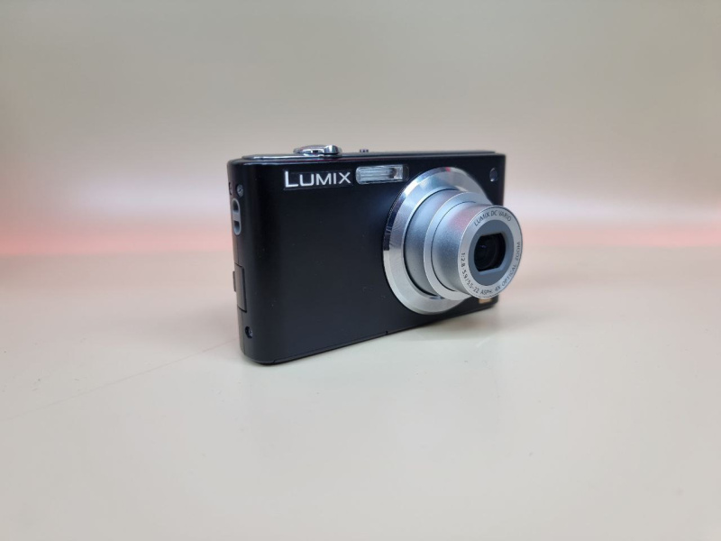 Фотоаппарат Panasonic FS4