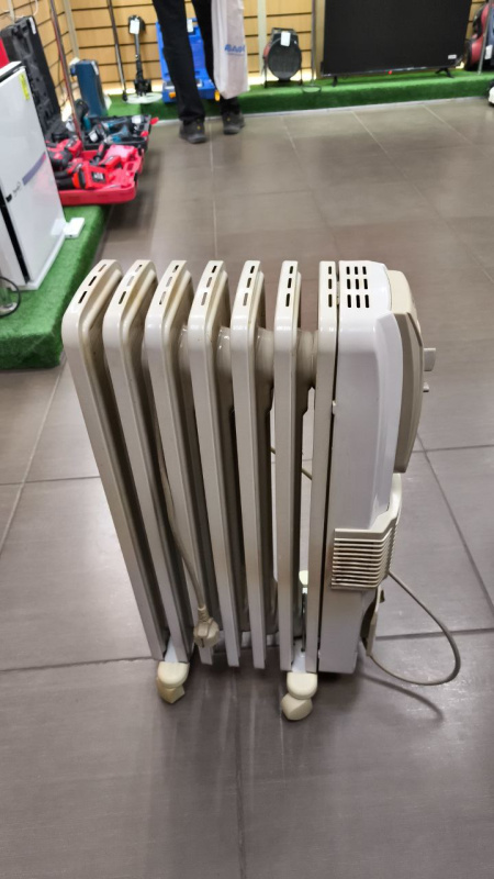 ОБОГРЕВАТЕЛЬ Delonghi KR790720V