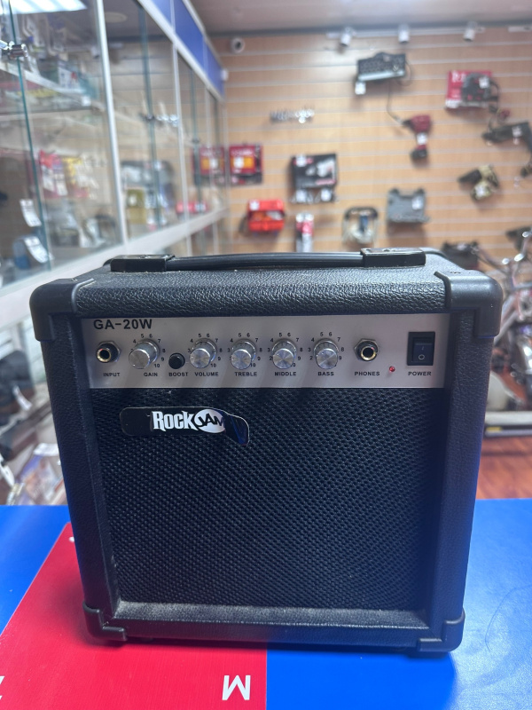 ГИТАРНЫЙ УСИЛИТЕЛЬ ROCK  GA-20W
