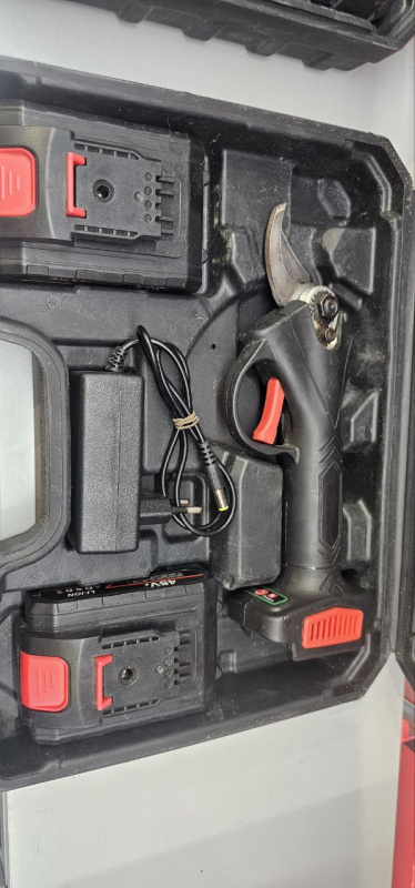 Ножницы по металлу  1