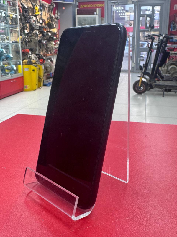 Мобильный телефон Apple iPhone XR