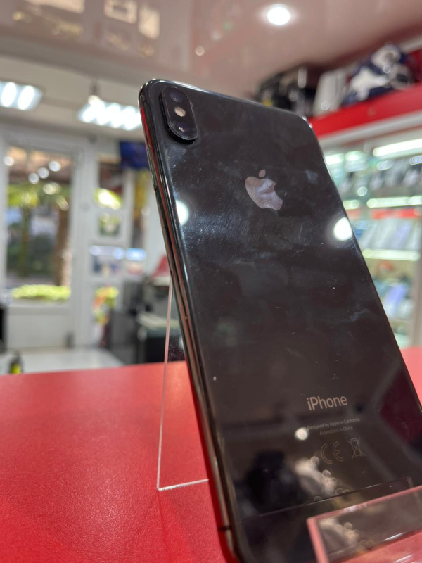 Мобильный телефон Apple iPhone XS Max