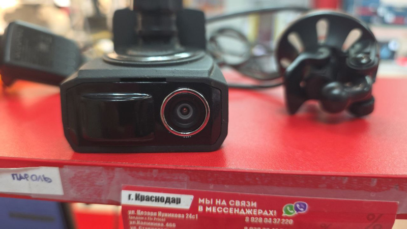 Регистратор Автомобильный видеорегистратор ARTWAY MD-101