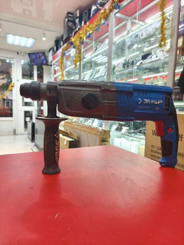 Перфоратор Зубр  ЗП-32-1100 К