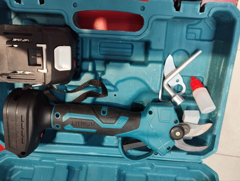 Вырубные ножницы  21V