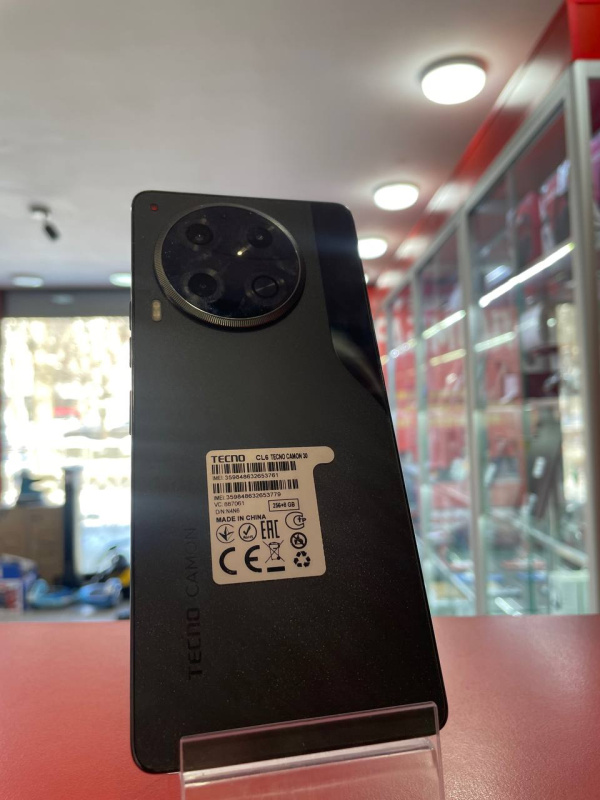 Мобильный телефон Tecno Camon 30