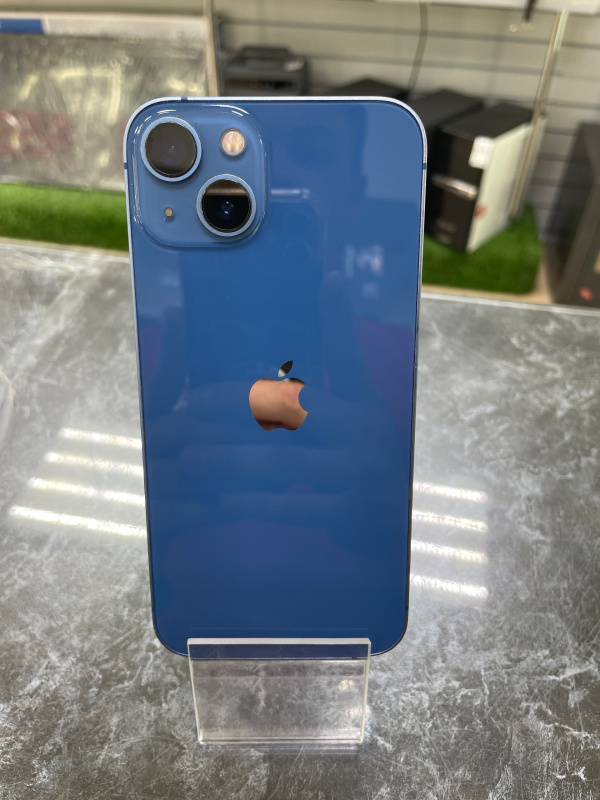 Мобильный телефон Apple iPhone 13