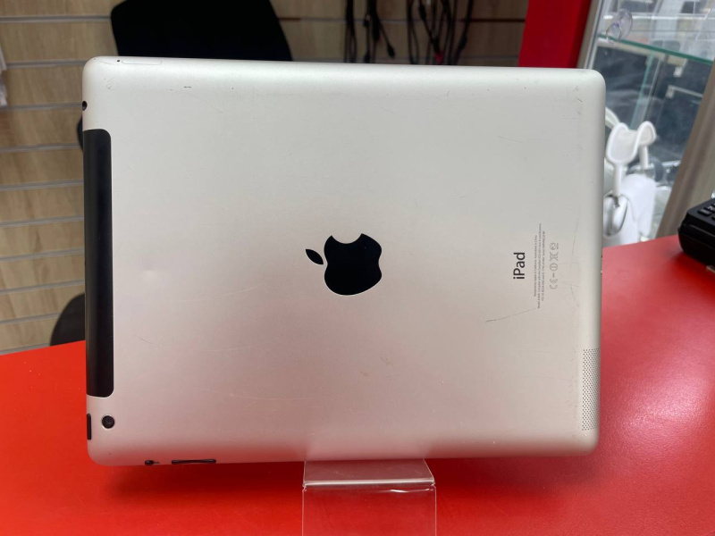 Планшет Apple iPad 4