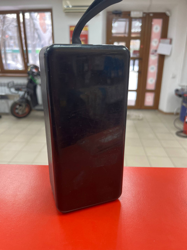 Внешний аккумулятор Energizer  UE600000PQ