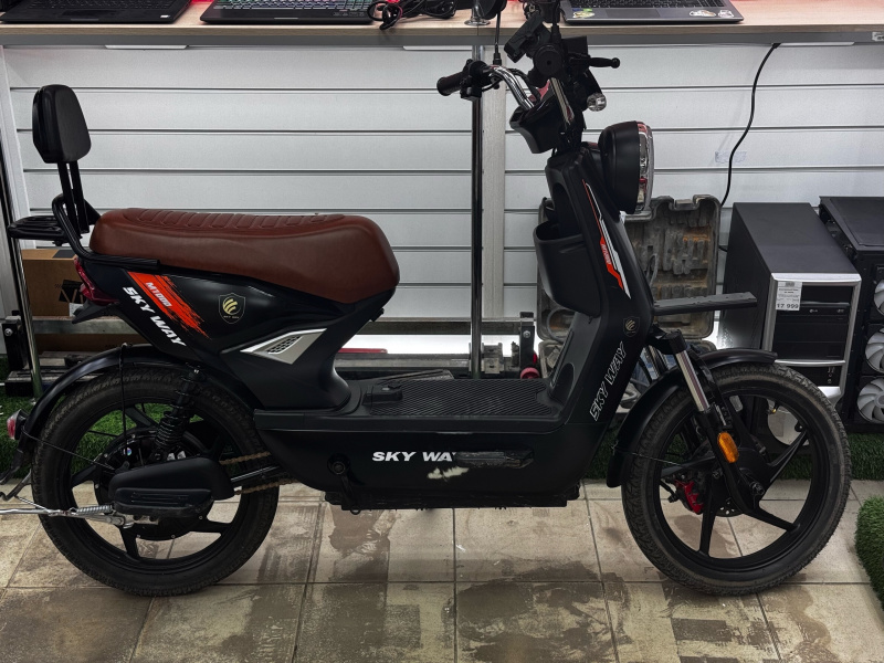 Веломобиль Skyway W1000