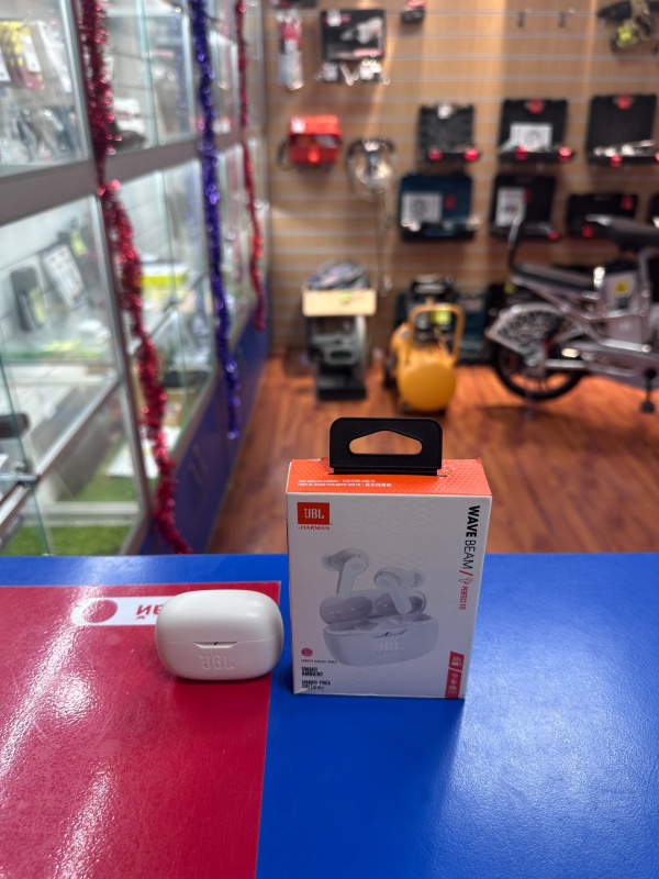 Наушники JBL --