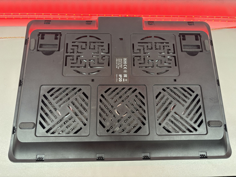 Подставка с охлаждением Defender NS-509