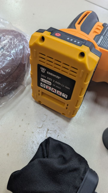 Шлифмашинка Deko DKCG 125