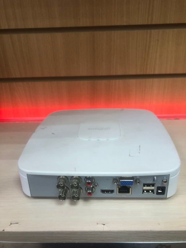 Видеорегистратор alhua  1c