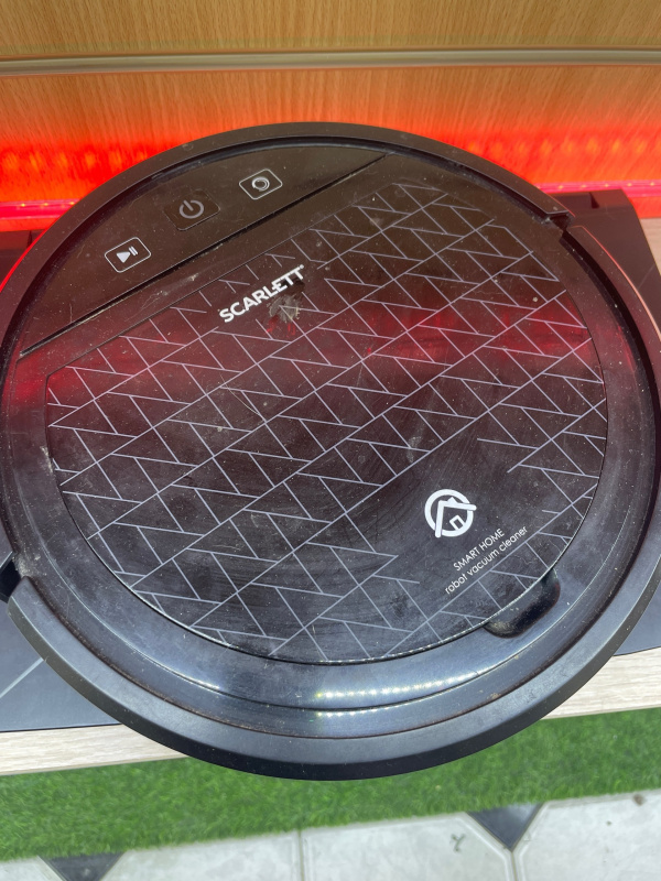 Пылесос Scarlett SC-VC80R12