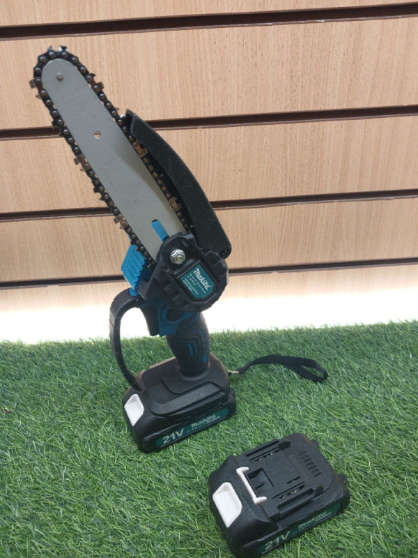 Цепная пила Makita 240 mm