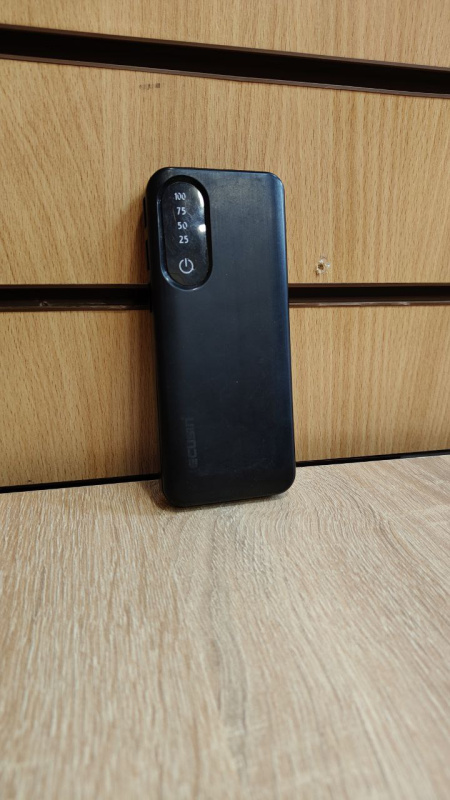 Внешний аккумулятор  no name