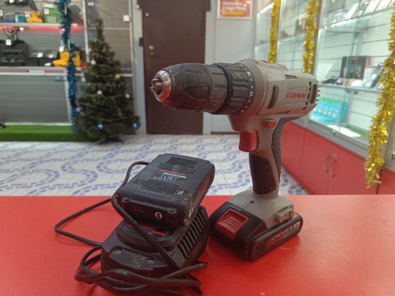 Шуруповерт Crown Не указана